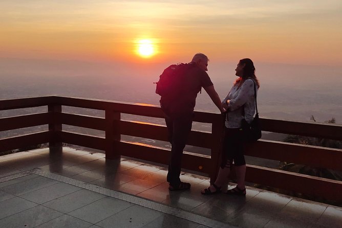 A must: Serene Sunrise, temple at dawn to beat the crowd & Alms to monks - Key highlights at a glance
