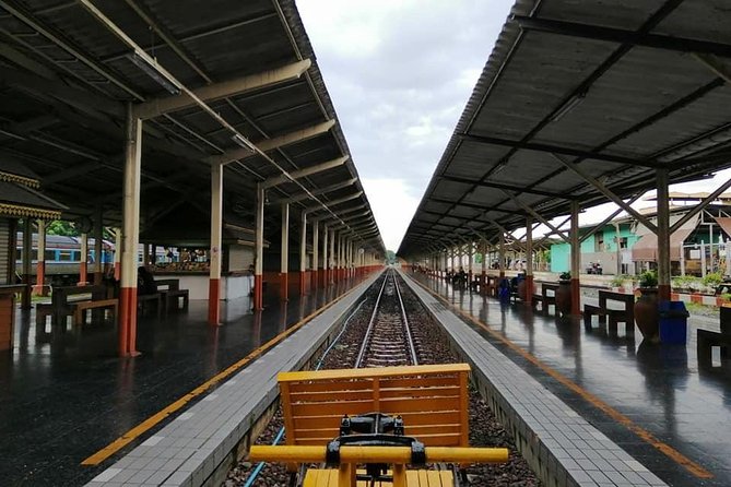 Amazing 1 day Private Tour to visit Lampang Province by train - Your guide: attentive service you can feel in the details