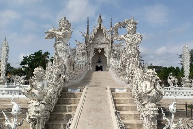 Best Places in Chiang Rai White, Blue, Big Buddha, Tea Plantation - Wat Rong Khun (White Temple): the “you have to see it” stop