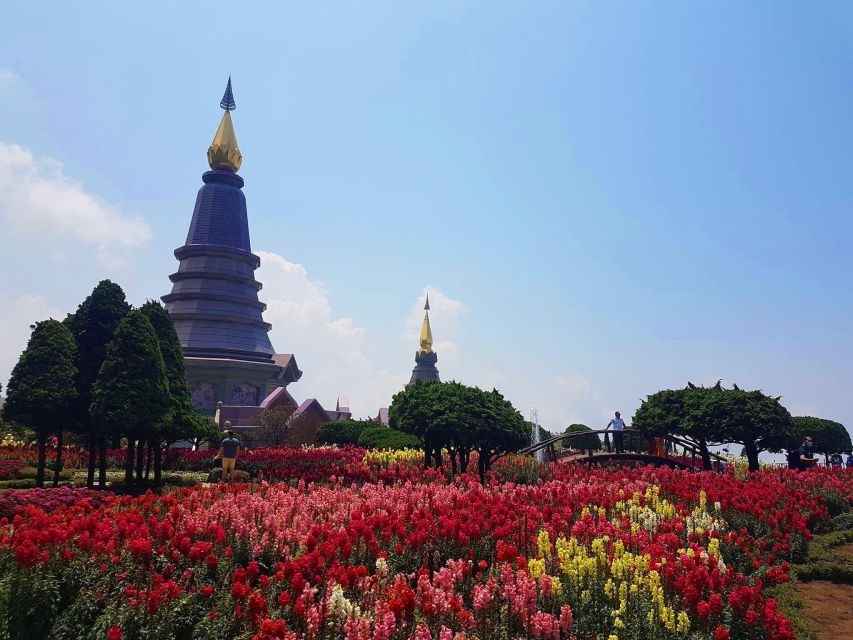 Chang Mai: Doi Inthanon Day Tour w/Waterfalls & Hilltribes - Lunch and timing: how you stay comfortable with a lot packed in