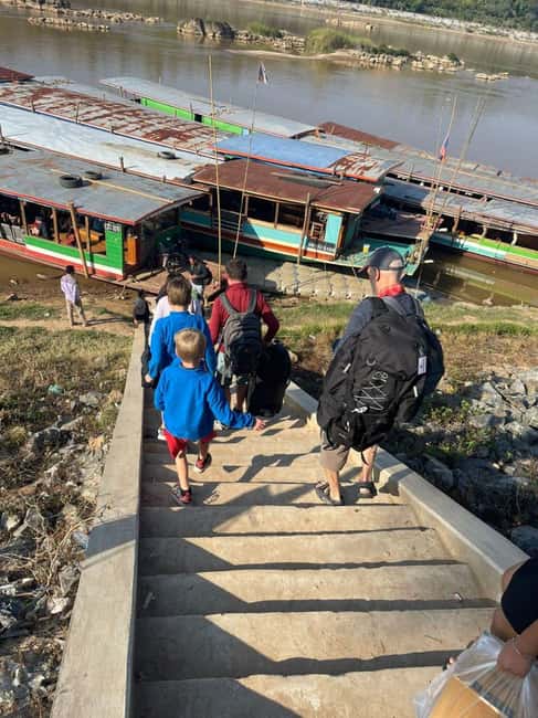 Chiang Mai : 3-Days Slow Boat Trip to Luang Prabang, Loas - Day three: Pakbeng to Luang Prabang and the UNESCO-town arrival