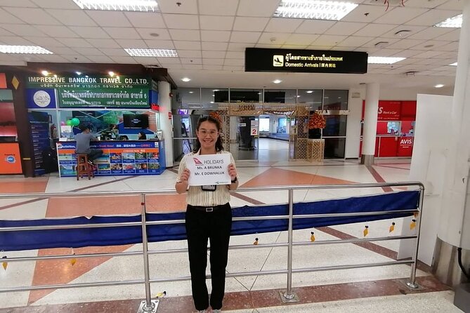 Chiang Mai Airport Arrival – Private Transfer from Airport to Hotel - The Meet-and-Greet System: Signs, Gate Help, and English Support