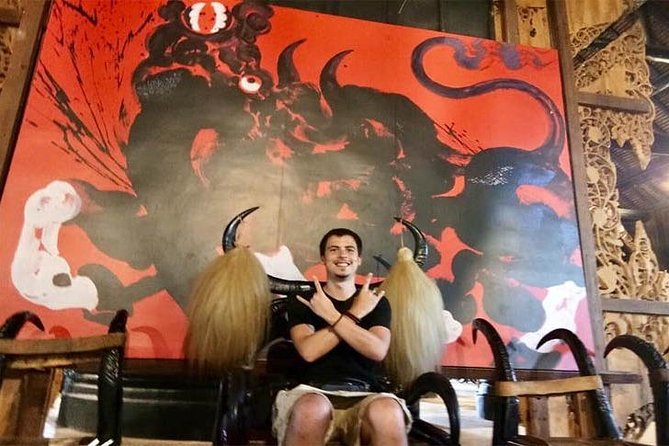 Chiang Mai-Chiang Rai: White Temple-Blue Temple-Lalita Cafe - Price and Logistics: What $53.98 really buys you