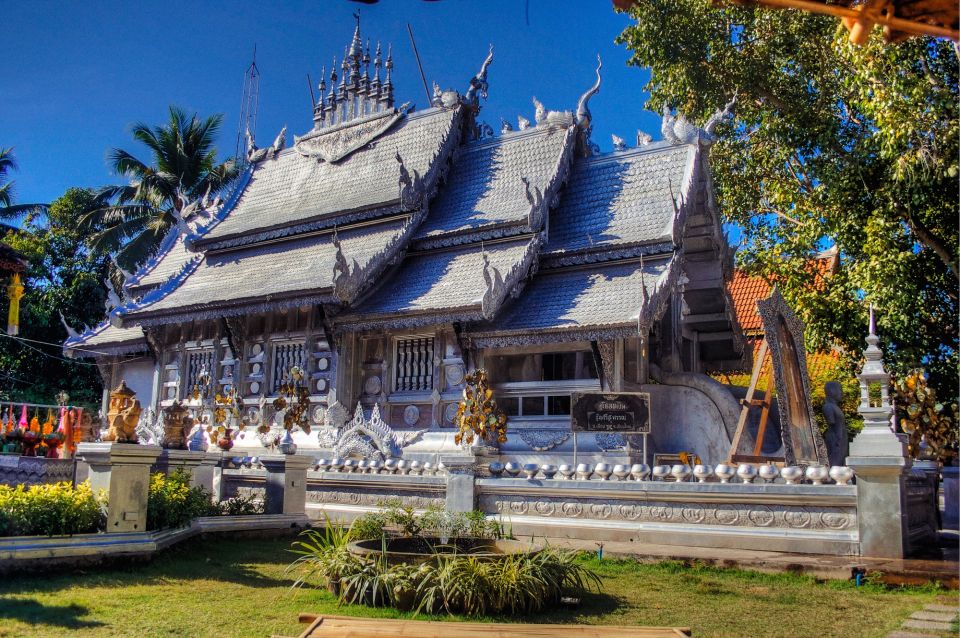 Chiang Mai: Customize Your Own Chiang Mai City Tour - Low-impact exploration: water in glass and carbon offsets
