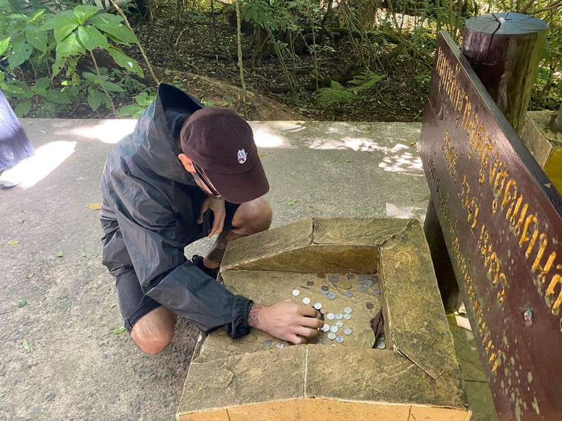 Chiang Mai: Doi Inthanon National Park and Pha Dok Siew Trek - Price and Logistics: Is $39 Good Value for a One-Day Package?