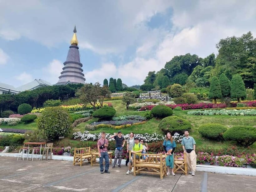 Chiang Mai: Doi Inthanon National Park Sightseeing Tour - Mae Klang Luang: Lunch, Then White Karen Village Coffee