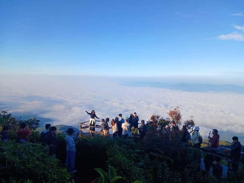 Chiang Mai: Doi Inthanon Park and Kew Mae Pan 2-Hour Hike - Lunch and the pause that keeps the day enjoyable