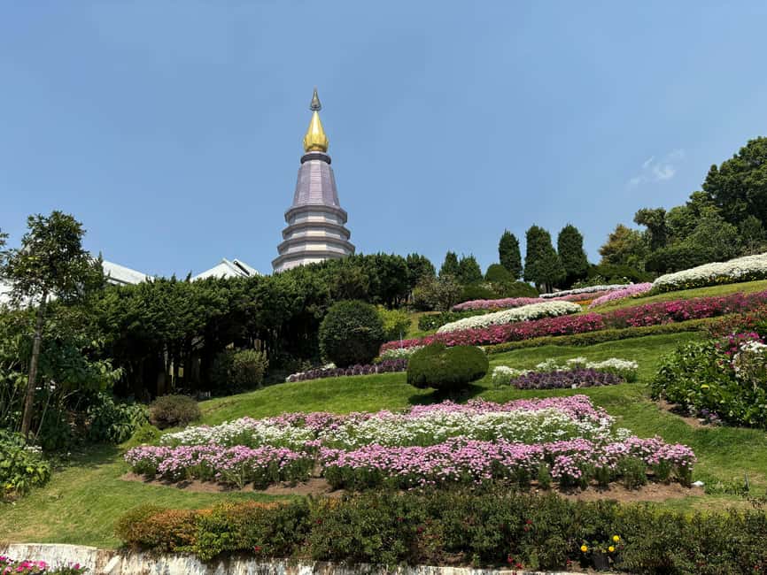 Chiang Mai: Doi Suthep Temple Guided Tour - The holy relic pagoda and the meaning of the temple
