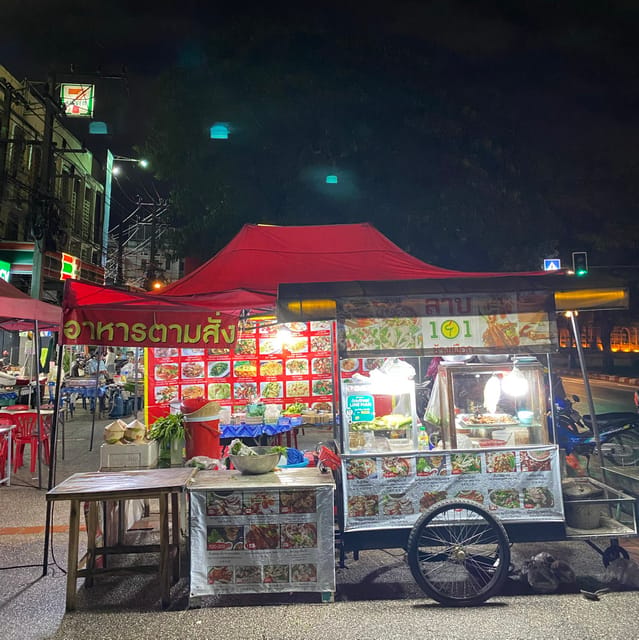 Chiang Mai: Evening Foodie Tour - Stewed pork leg and Bua Loi: comfort food you can recognize