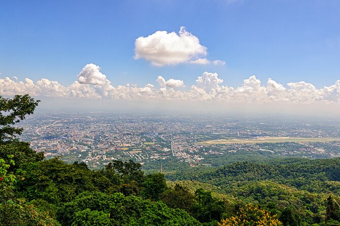 Chiang Mai: Evening Tour to Doi Suthep & Wat Pha Lat - What to pack (and how to plan for stairs)