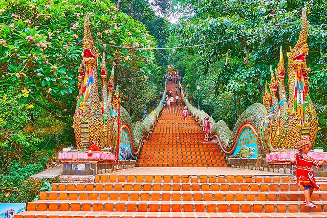 Chiang Mai: Evening Tour to Doi Suthep & Wat Pha Lat - Stop 2: Doi Suthep timing, renovations, and your two ways up
