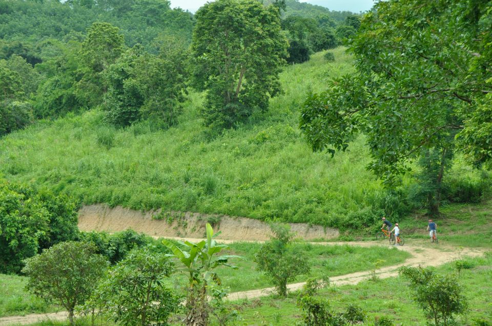Chiang Mai Fields of Gold Cycling Tour - Getting picked up and moving fast from Chiang Mai