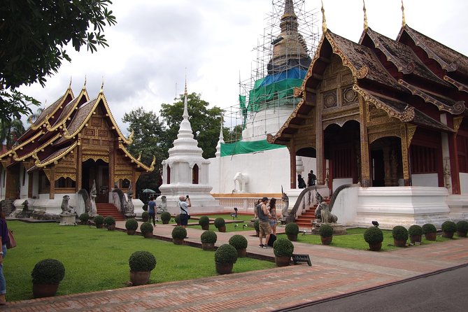 Chiang mai Foodies and Historic Walk - Guides: Peh and Koppi-style storytelling that makes the day stick