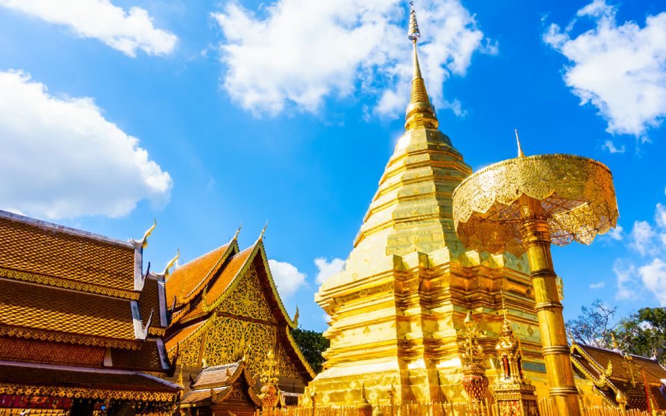 Chiang Mai: Half day Doi Suthep and Meo Village - How the mountain climb changes your pace (and your photos)