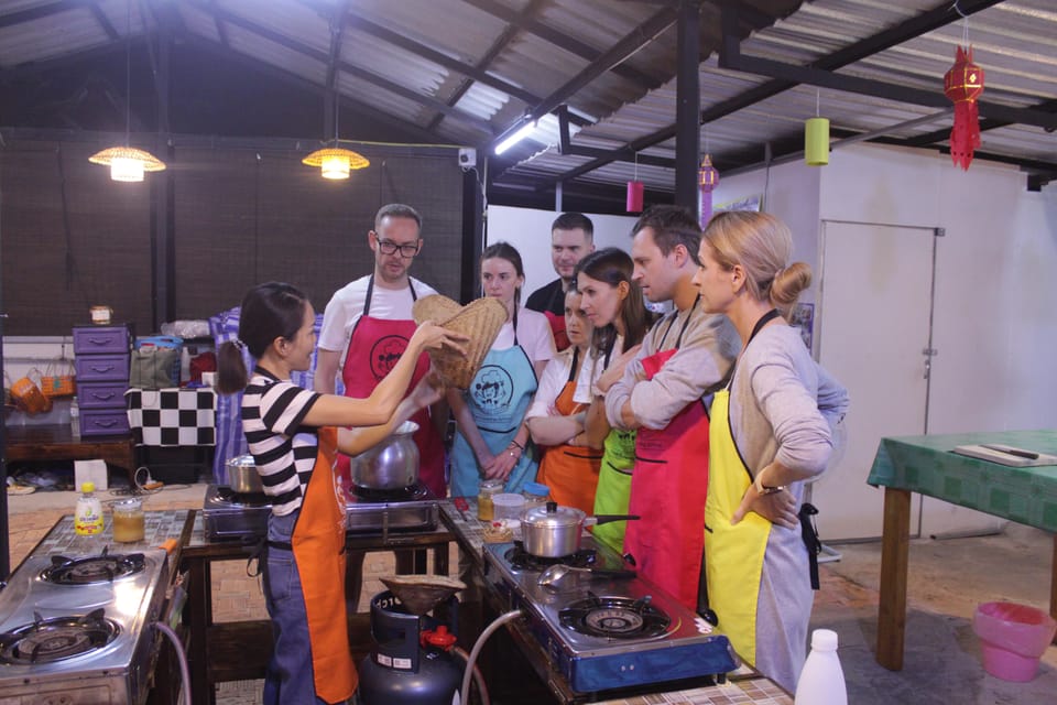 Chiang Mai: Half Day Morning Cooking Class with Market Tour - Who This Chiang Mai Cooking Class Suits Best