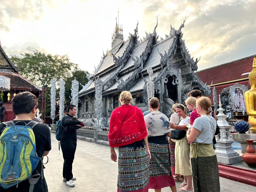 Chiang Mai: Half-Day Old Town Cycling Tour - Key takeaways before you book