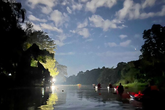 Chiang Mai: Kayak Under the Stars – 6 km to the Heart of the City - Guides and Group Size: Why Max 15 Changes the Feeling