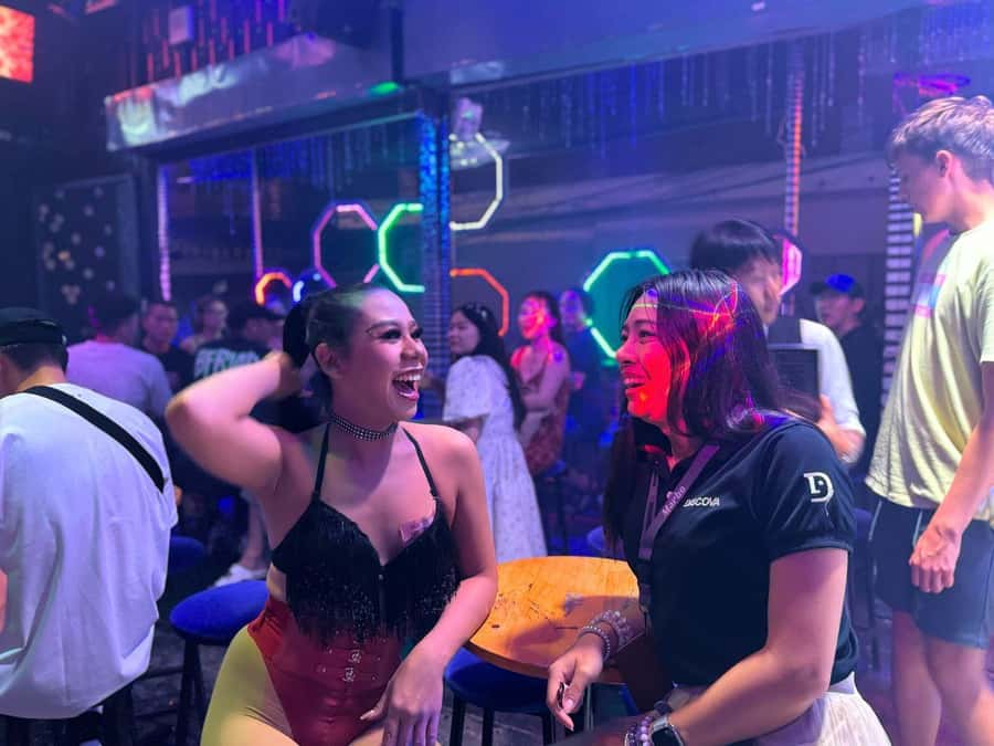 Chiang Mai: Ladyboy Cabaret Show with Dinner and Drinks - Hotel Pickup, Then Straight to a Night Market You’ll Actually Enjoy