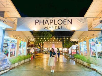 Chiang Mai: Ladyboy Cabaret Show with Dinner and Drinks - Night-Market Bites: How the Guide Turns Food Into Context