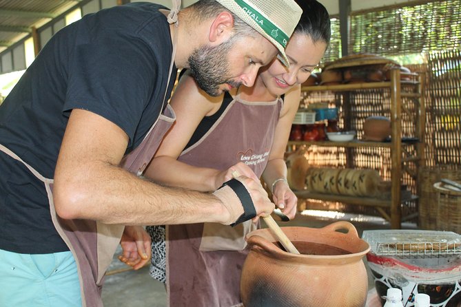 Chiang Mai Lanna Northern Thai Cooking Experience with Locals - Hands-on Lanna cooking: chopping, pounding, and learning spice in context