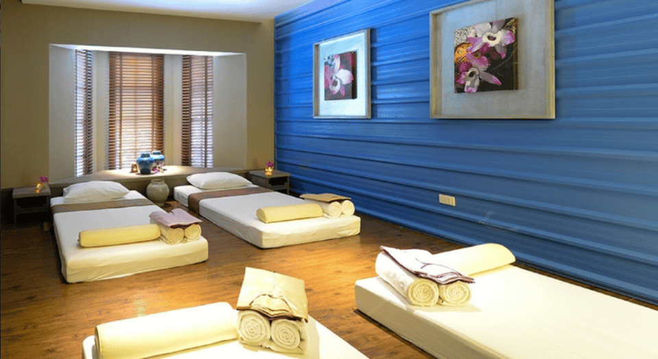 Chiang Mai: Let's Relax Chiang Mai Thapae E-Voucher - A Note on Mobility and Comfort