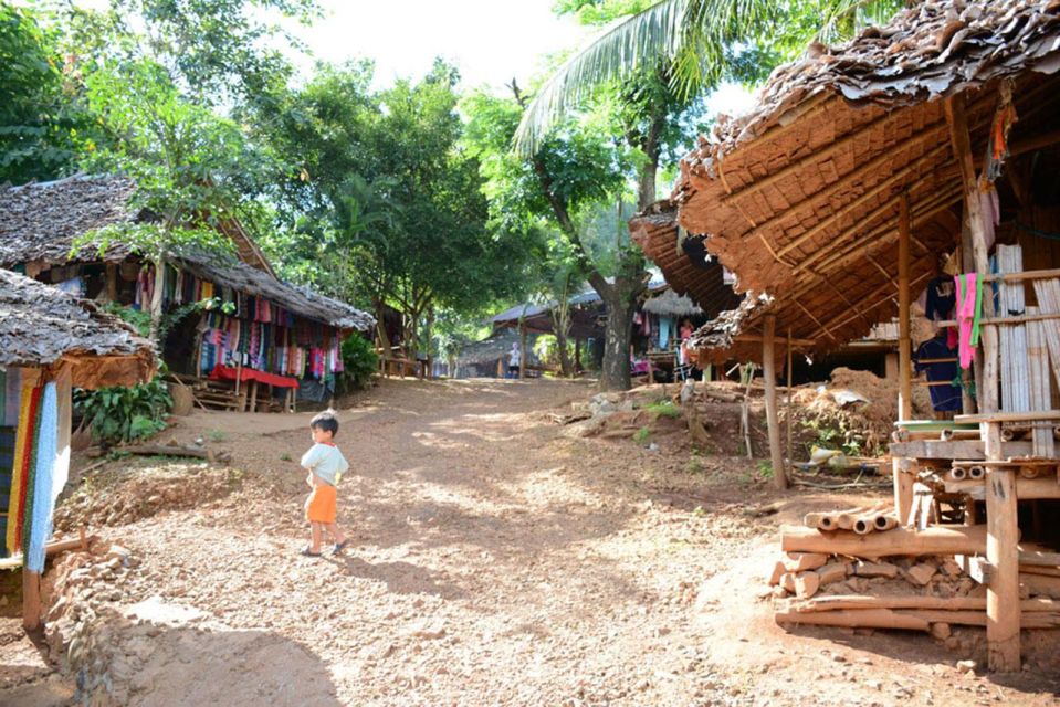 Chiang Mai: Long Neck Village & Chiang Rai’s Iconic Temples - Temple Dress Code: Make This Part Easy