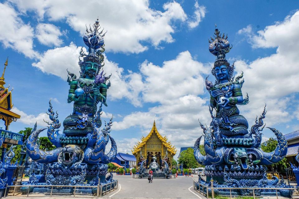 Chiang Mai: Long Neck Village & Chiang Rai’s Iconic Temples - Long Neck Village (Karen Tribe): Cultural Contact, Crafts, and Photo Moments