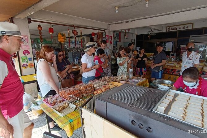Chiang Mai Michelin Food Walking Tour with Professional Tour Guide - Starting at Chansom Memorial Bridge: quick orientation, then straight to food