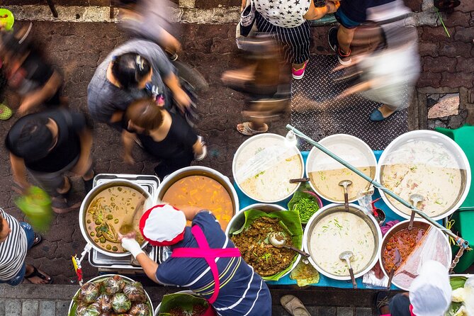 Chiang Mai Michelin Food Walking Tour with Professional Tour Guide - Warorot Market (Kad Luang): the market stop that can be hit-or-miss