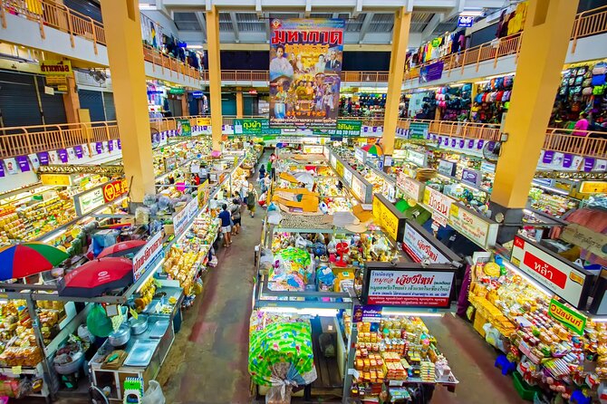 Chiang Mai Michelin Food Walking Tour with Professional Tour Guide - Heat and timing: what that does to your experience