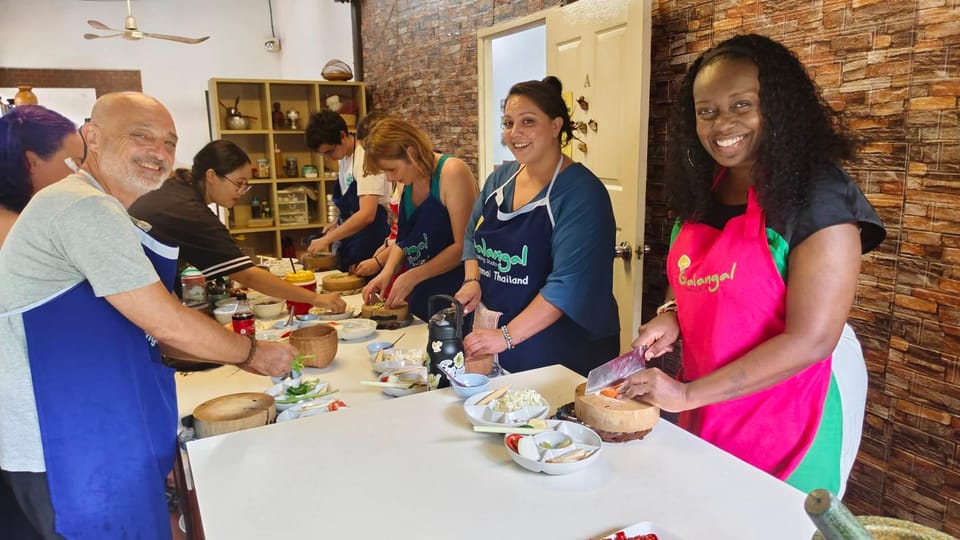 Chiang Mai: Morning Cooking Class with Market Visit - What you should watch while you cook (so it works at home)