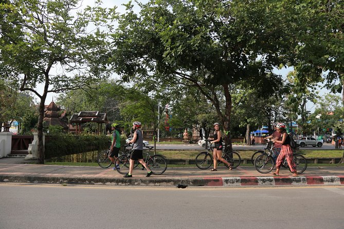 Chiang Mai Night Bike Tour - Entering the old city by bike after dark (and why it works)