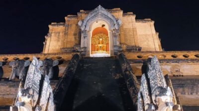 Chiang Mai Old City Twilight Walk Tour: Lanna Majestic Glow - Wat Phra Singh Woramahawihan: Wihan Lai Kham and the Buddha image