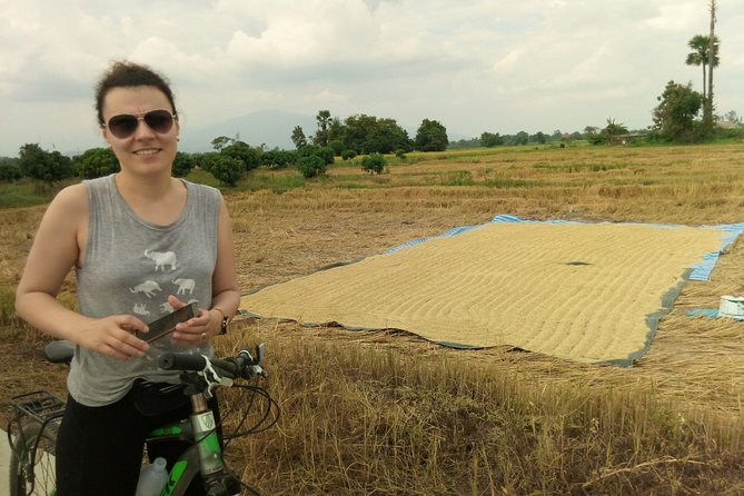 Chiang Mai Paradise Full-Day Cycling Adventure Tour - Ancient city ruins, a centuries-old chedi, and a fresh market finish
