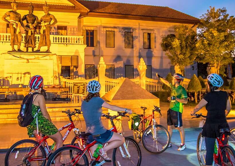Chiang Mai: Private Historic Old City Bike Tour - Night - Temple Grounds, Moat, and City Walls: Seeing the Old City’s Shape