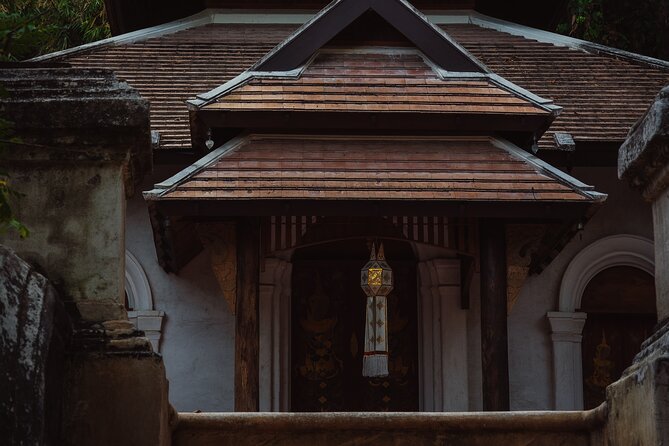 Chiang Mai Shared City Tour with Famous Temples - Temple etiquette that keeps things smooth