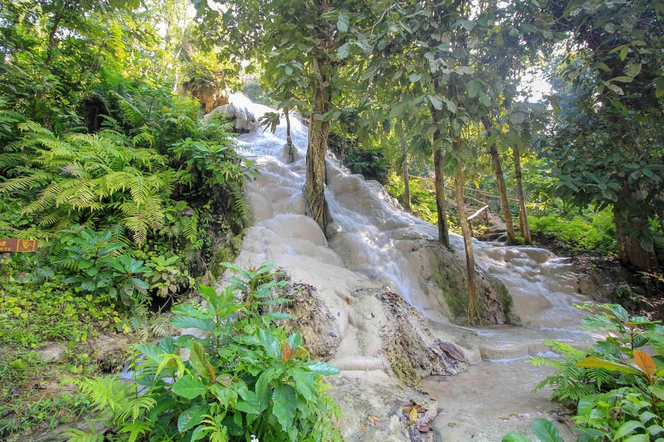 Chiang Mai: Sticky Waterfall, Chet Si Fountain Park Transfer - Chet Si Fountain National Park: your second stop after the splash