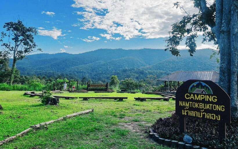 Chiang Mai: Sticky Waterfall, Chet Si Fountain Park Transfer - What to bring for a sticky, wet, half-day adventure