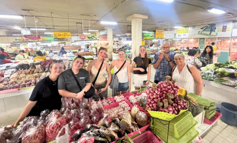 Chiang Mai : Super Fun Thai Cooking Class - The class flow: seven dishes, one focused cooking session