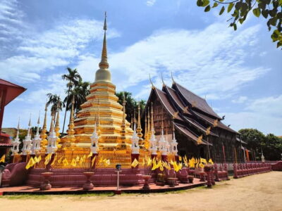Chiang Mai: Temple And City Walking Tour Part I - Wat Chedi Luang: Reading the stupa ruins like a history lesson