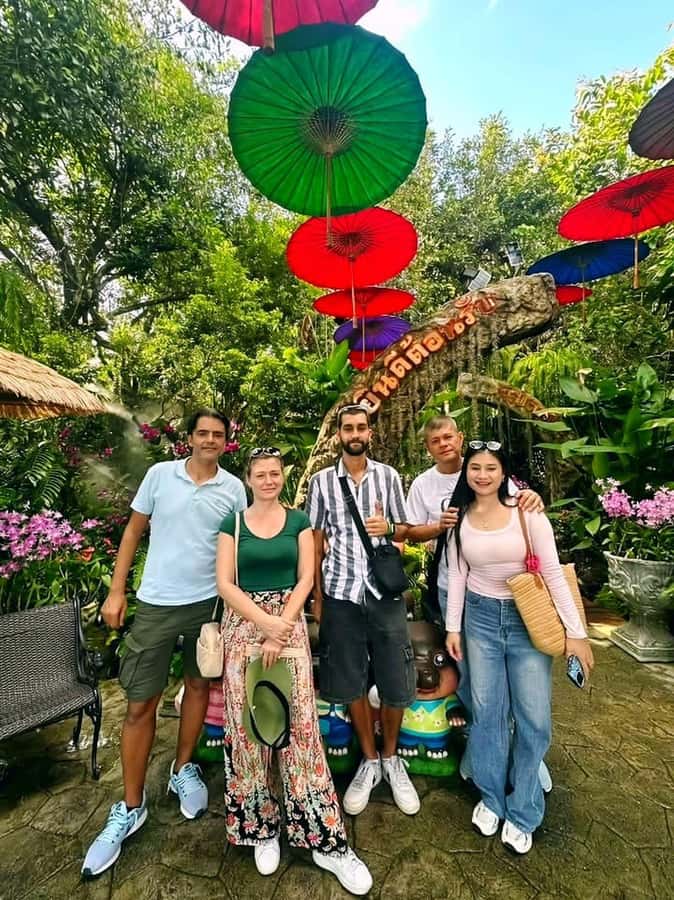 Chiang Rai IG Lalitta Cafe and White, Blue, Red Temples Tour - Day Trip Rhythm: Pickup at 7:00–7:45 and Back Around 20:00