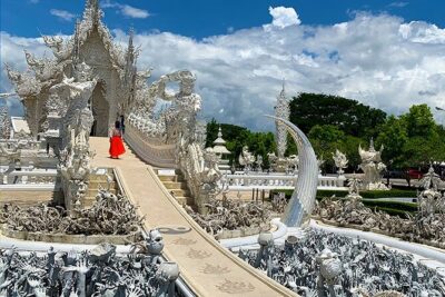 Chiang Rai Temples Private Tour from Chiang Mai - All Inclusive - Mae Khachan Hot Spring: coffee and a quick foot dip break