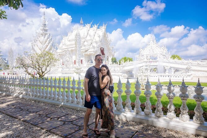 Chiang Rai White Blue Red Temples with Hot Spring from Chaing Mai - Key Things To Know Before You Go