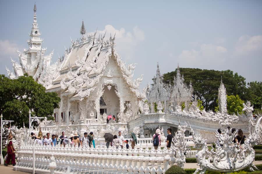 Chiang Rai White Temple and Blue Temple Day Tour - The long road from Chiang Mai: how the day avoids feeling endless
