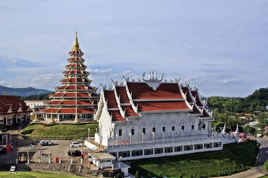 Chiang Rai White Temple and Blue Temple Day Tour - Wat Saeng Kaew Phothiyan (Temple of Light): end with spirituality, not just selfies