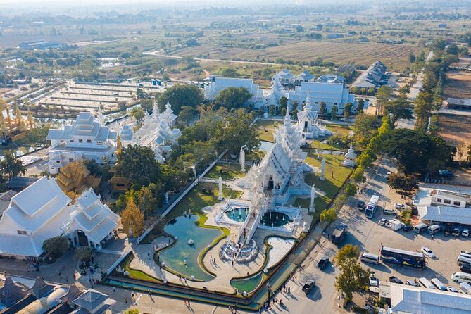 Chiangmai to White Temple, Blue Temple & Black museum - Wat Rong Sua Ten Blue Temple: the tiger-jump legend you’ll hear while you look