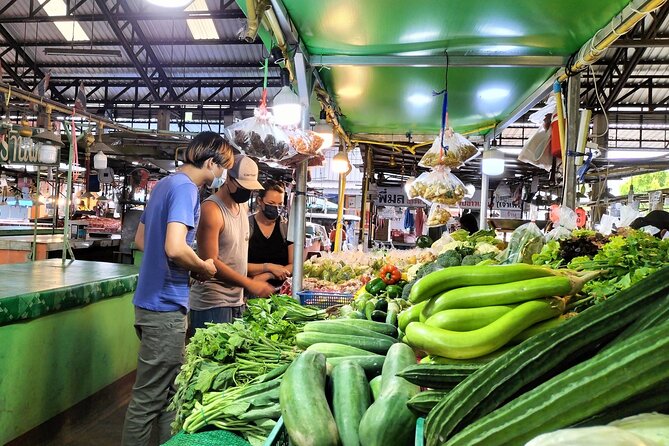 Cooking class in organic garden and local market tour ThaiCottage - Market tour in Chiang Mai: what you’re really learning