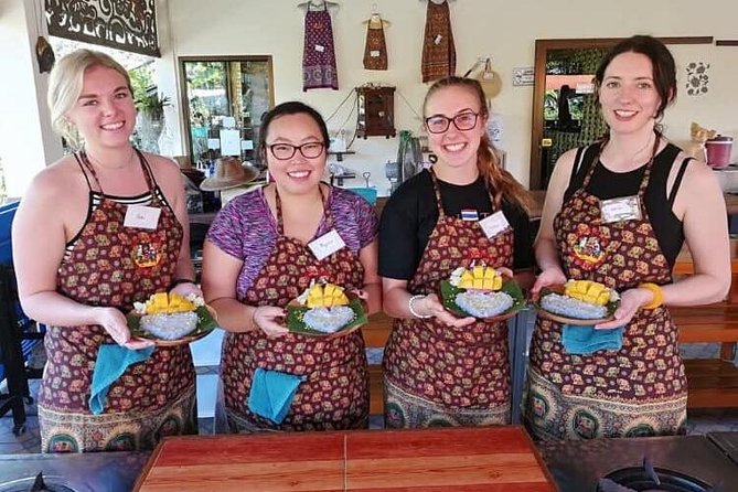 Cooking Evening Class Chiang Mai Visit Organic Garden and Market - Spice Control and Dietary Options That Don’t Kill Flavor