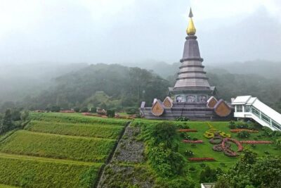 Doi Inthanon Discovery Tour: Waterfalls, Villages & Highest Peak - Hmong market and Mae Klang Luang: coffee-and-culture stops that don’t drag