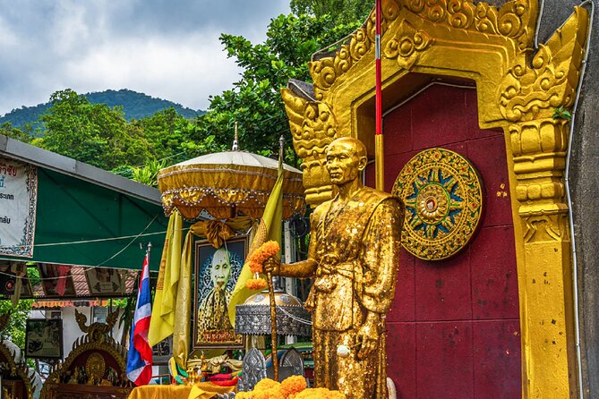 Doi Suthep and Wat Pha Lat Sunrise Private Tour – Half Day - The Private Guide Factor: James, Tim, and Meaningful Morning Rituals